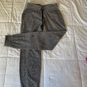 Lululemon Ready to Rulu Jogger